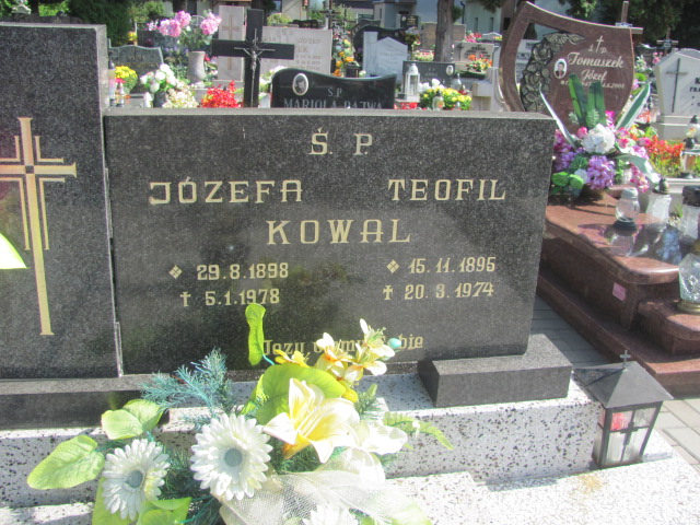 Józefa Kowal 1898 Strumień - Grobonet - Wyszukiwarka osób pochowanych